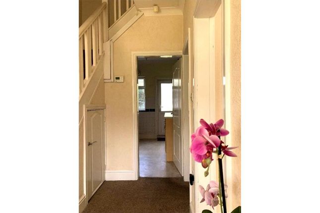 8, East Ella Drive, Hull photo 4