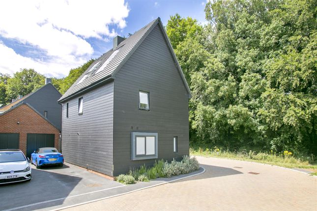 Detached house for sale in Fairway Road, Basingstoke