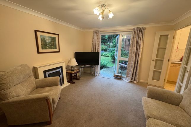 Flat 9, 50, Cliff Lane, Ipswich photo 3
