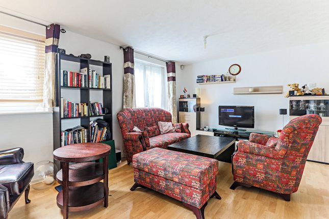 18, Friars Mead, London photo 2