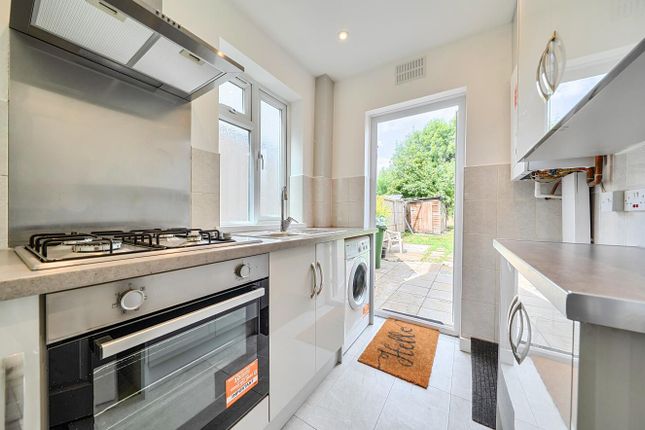 41, Bellamy Drive, Stanmore photo 4