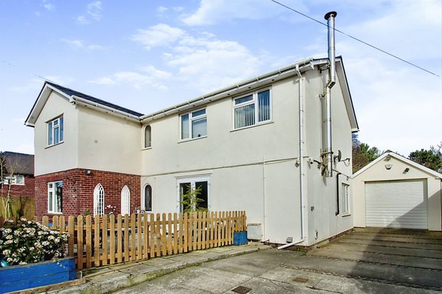Thumbnail Detached house for sale in Hayes Lane, Sully, Penarth