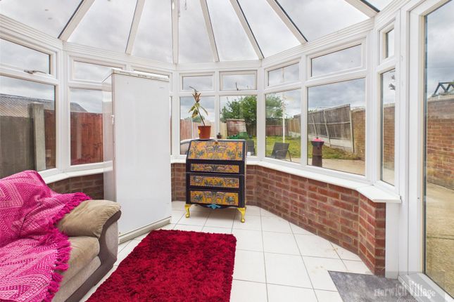 11, Edward Street, Essex photo 4