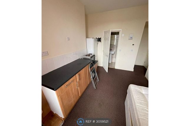 Blenheim Mount, Manningham Lane, Bradford photo 3