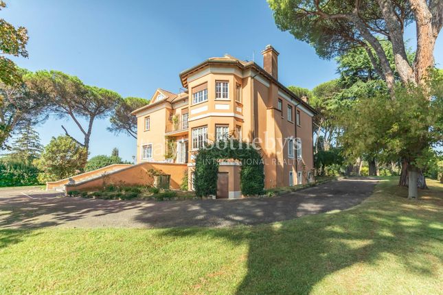 Villa for sale in Via Della Camilluccia, Roma, Lazio