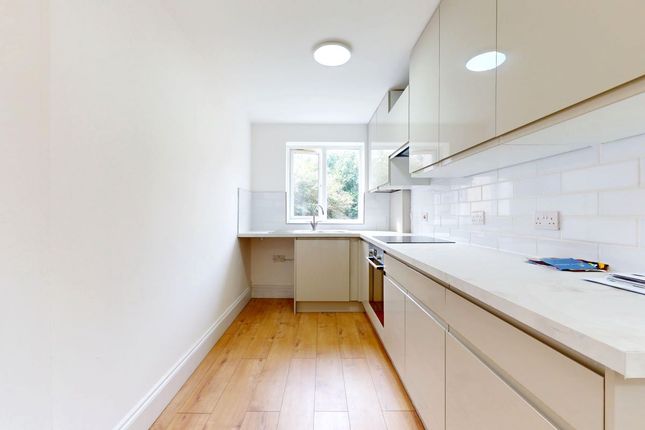 17, Kingston Road, Edmonton photo 5