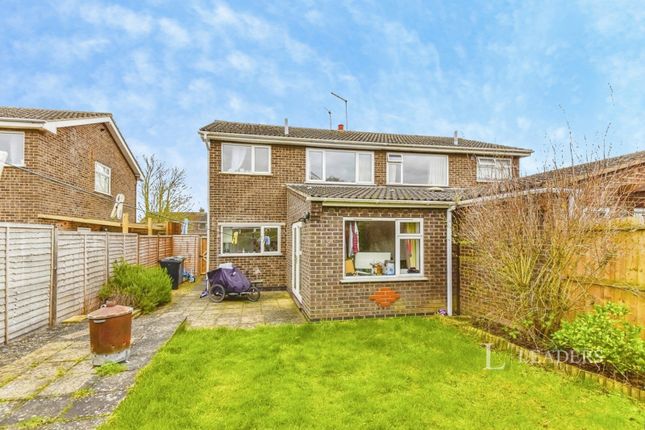 3, Exton Close, Stamford photo 2