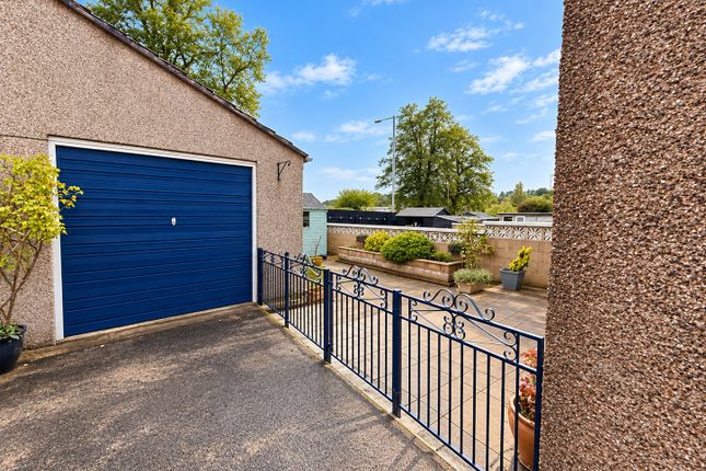 42, Airds Drive, Dumfries photo 3