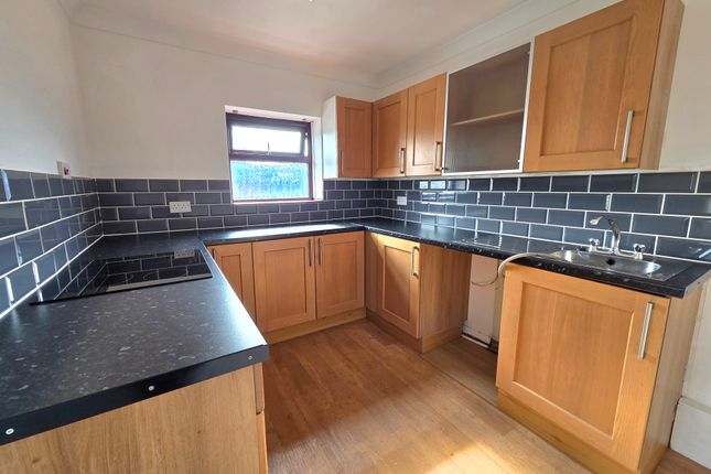 76, Gosport photo 2