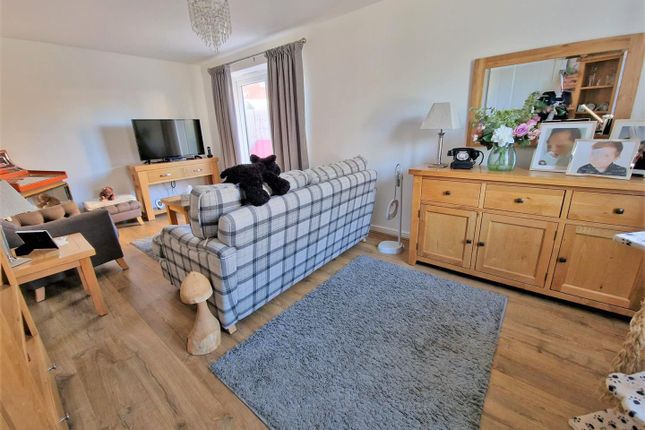 134, Meek Road, Newent photo 3