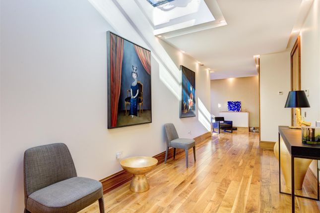 49, The Bishops Avenue, London photo 3
