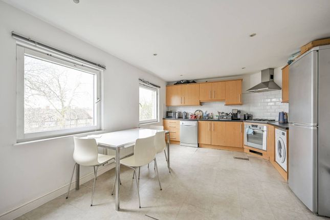 Crown Close, Winkfield Road, London, N22, Wood Green photo 3