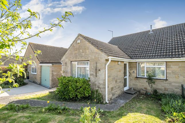 3-bed house on 20, Bauntons Close, Sherborne, £240,000