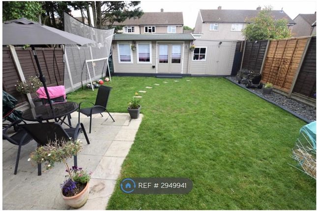 Wooding Grove, Harlow photo 3