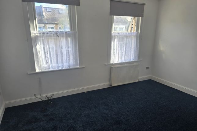 85, Clacton Road, Walthamstow photo 2