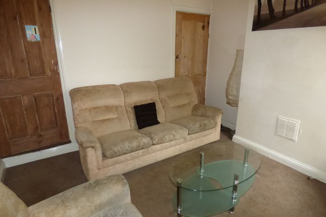 69, COWPER STREET, Luton photo 4