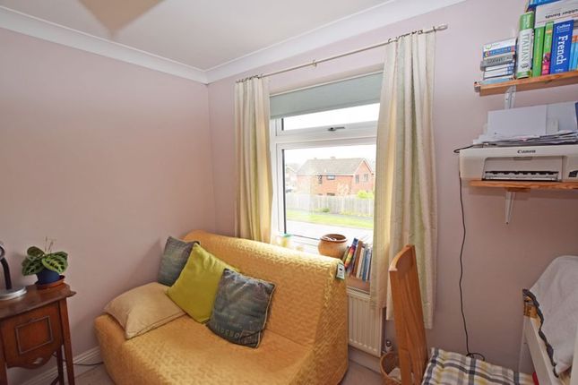 Semi-detached house for sale in Greenfields Avenue, Alton