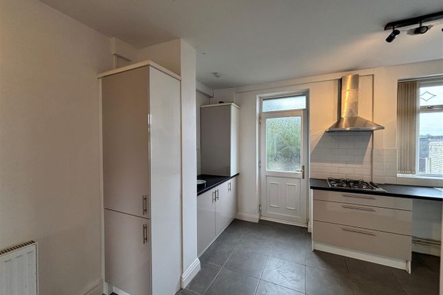 63, Watling Avenue, Liverpool photo 3