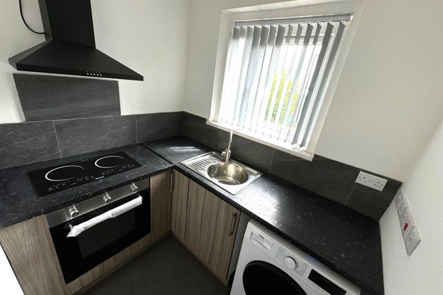 Flat 4, 854, Foleshill Road, Coventry photo 3