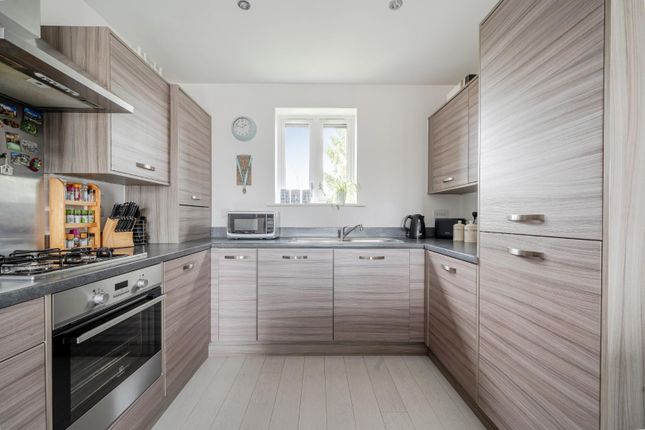 Flat 5, 8 Charlotte Way, West Malling photo 3