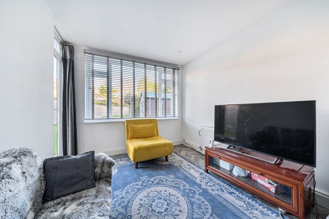 2A, Oxenhill Road, Sevenoaks photo 3