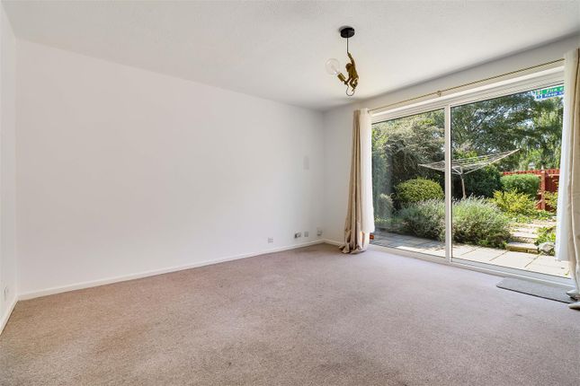 3, Moyne Close, Cambridge photo 3