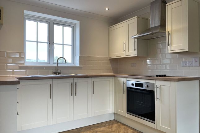 19, Gatehouse Court, Somerset photo 2