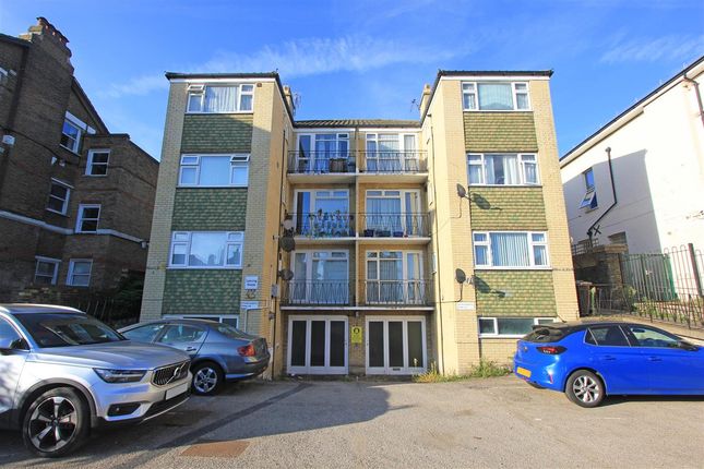 Flat for sale in Coombe Road, Croydon