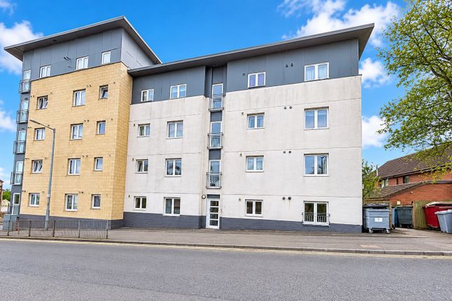 2-bed flat on Flat 4, 61 Kerse Lane, Falkirk, FK1 1RX, £124,995