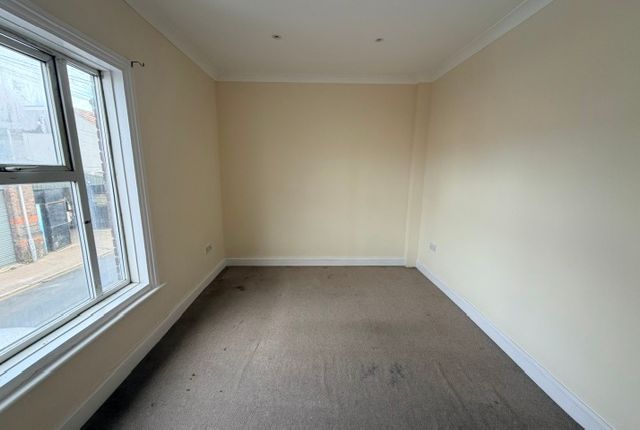 26B, Frederick Street, Luton photo 3