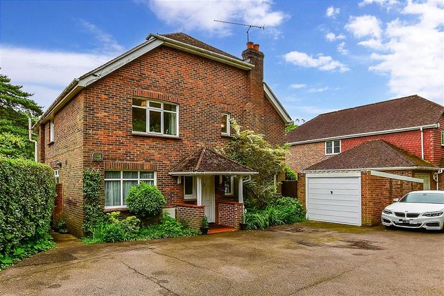 Thumbnail Detached house for sale in Balcombe Road, Horley, Horley, Surrey