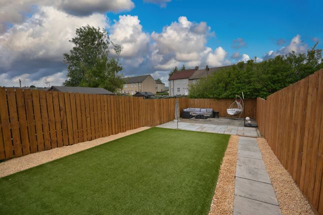 57 Auchincloch Drive, Bonnybridge photo 4