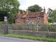 Thumbnail Cottage for sale in Peppard Road, Sonning Common