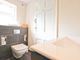Thumbnail Flat to rent in Oakfield Place, Bristol