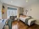 Thumbnail Flat to rent in Queen's Gate Gardens, London