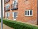 Thumbnail Flat for sale in Lumley Road, Horley, Surrey