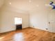 Thumbnail Farmhouse to rent in Wrotham Road, Meopham