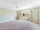 Thumbnail Flat to rent in Sanderstead Road, Sanderstead, South Croydon