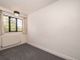 Thumbnail Maisonette to rent in Hampton Court Way, Thames Ditton