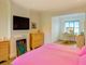 Thumbnail Property for sale in Heath Close, London