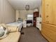 Thumbnail Flat for sale in Bowling Close, Harpenden