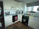 Thumbnail Flat to rent in Chiltern Court, Fawcett Road, Windsor