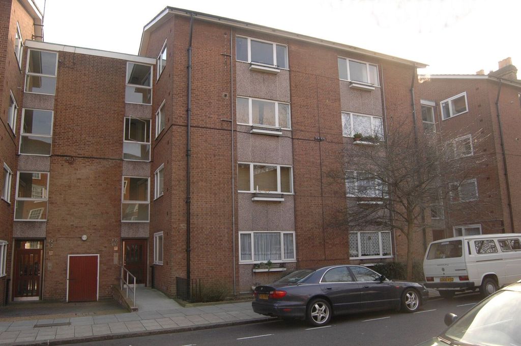 Property photo 1 of 3