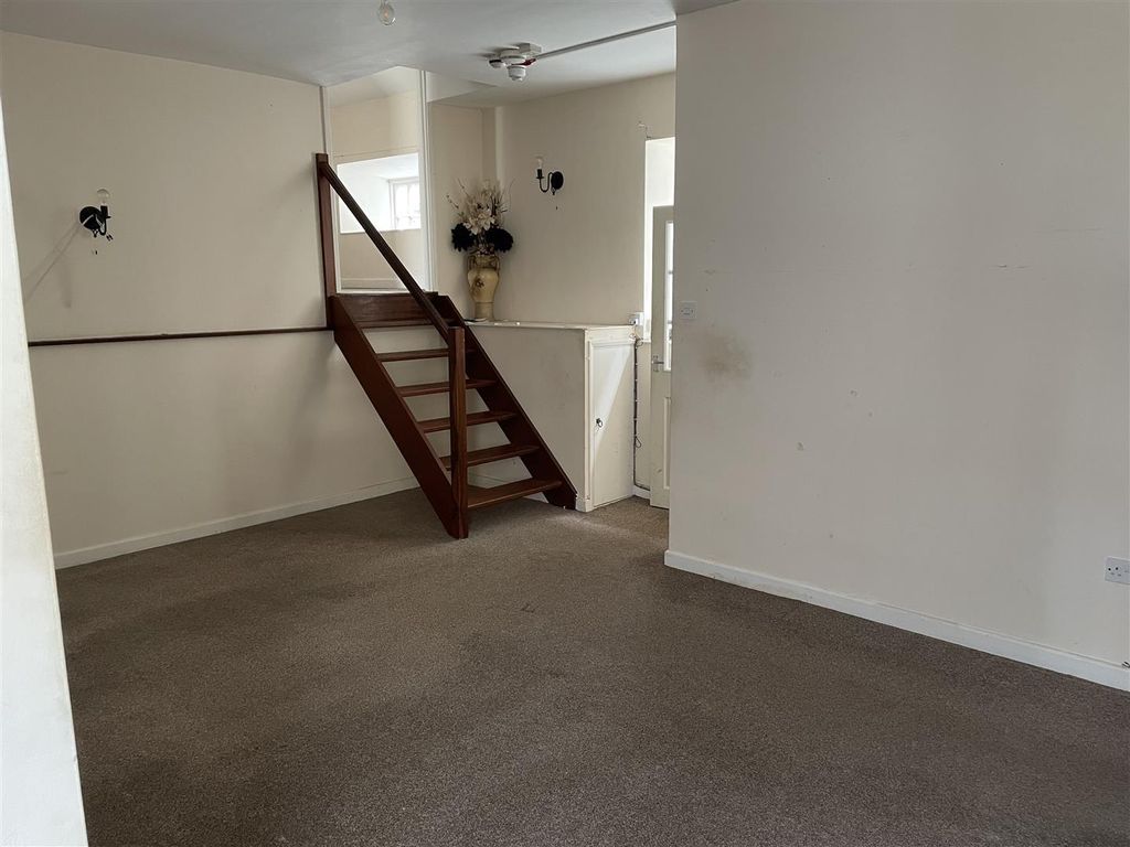 Property photo 3 of 11 Img_4816.Jpeg