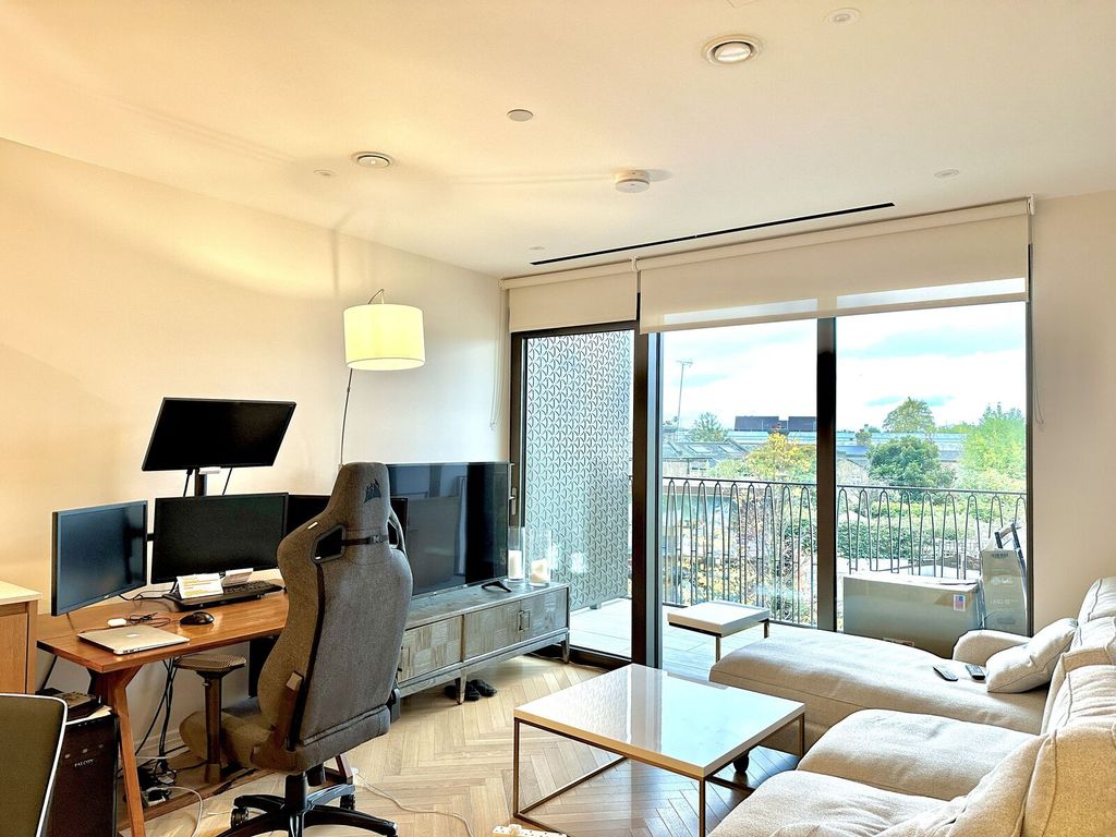 Property photo 1 of 16
