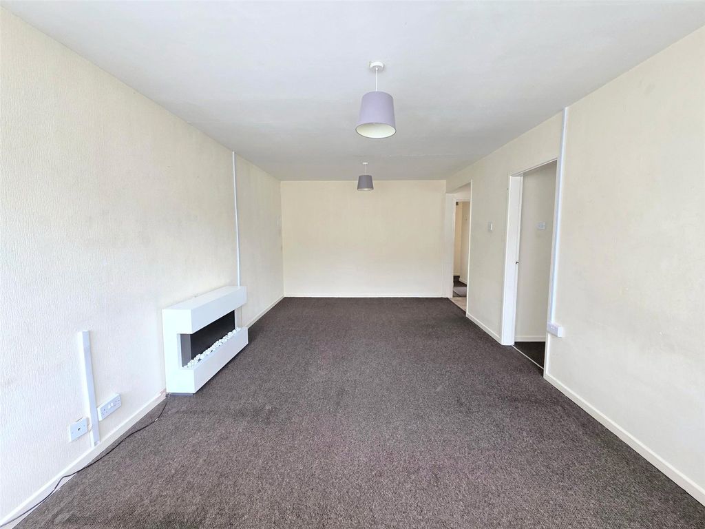 Property photo 2 of 8 Picture No. 02