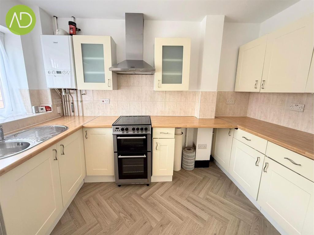 Property photo 3 of 17 13.Jpg