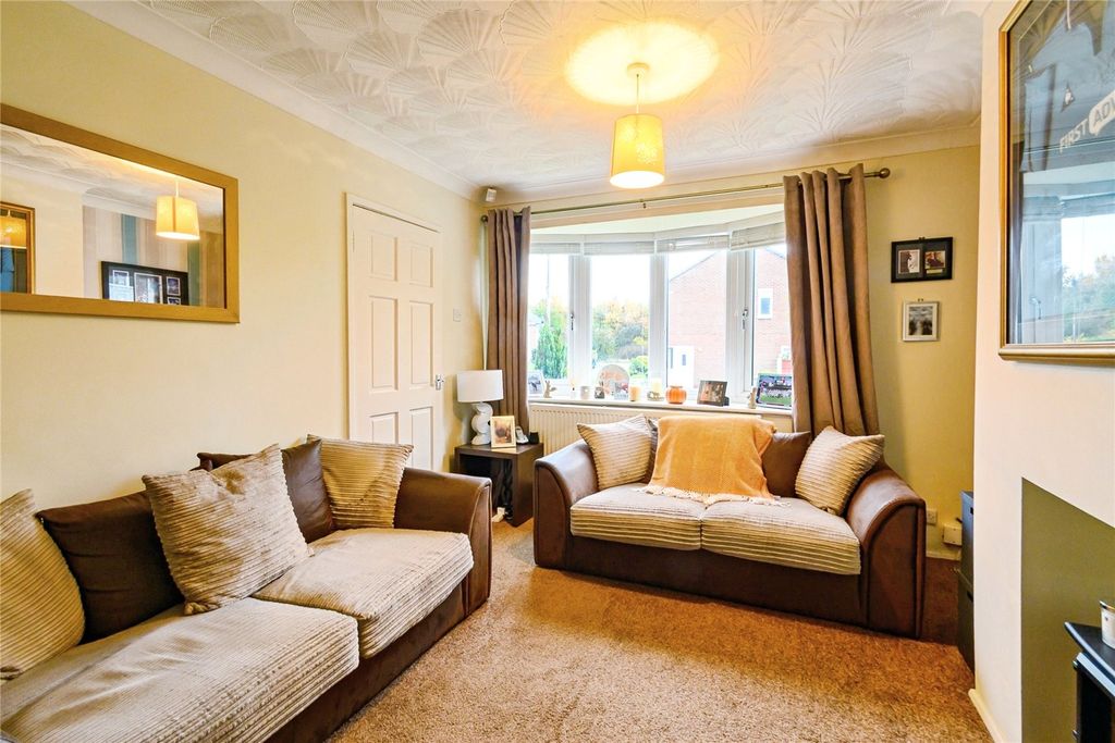 Property photo 3 of 20 Living Room