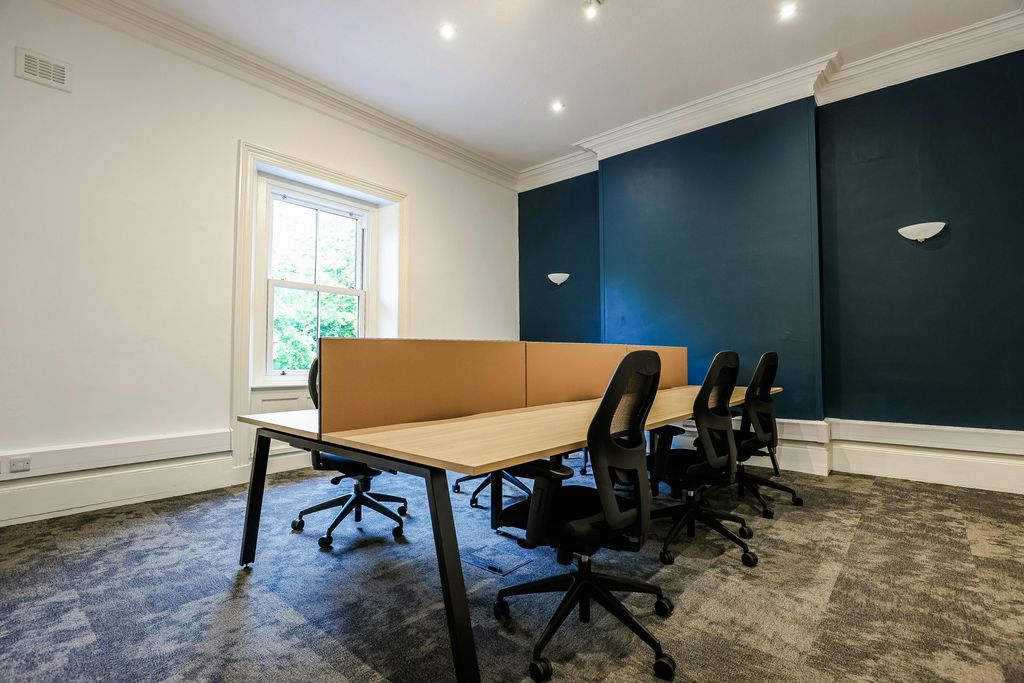 Property photo 2 of 9 Raven50.Jpg