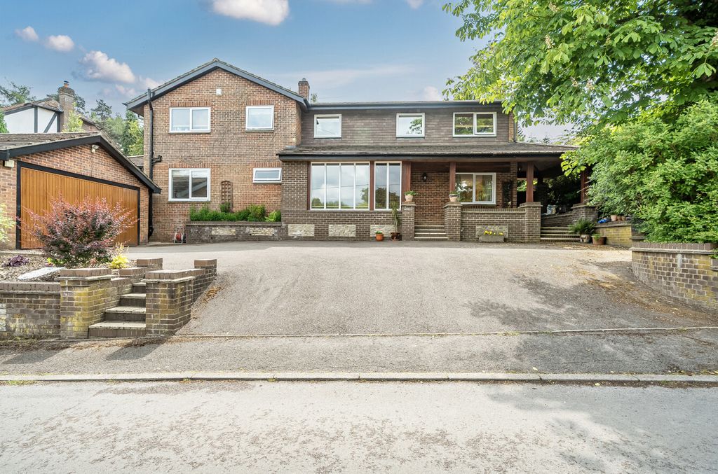 Property photo 3 of 19 1260694-5-682F23E...